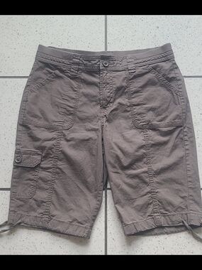 St Johns Bay Womens Green/gray Utility Cargo Shorts Sz 6